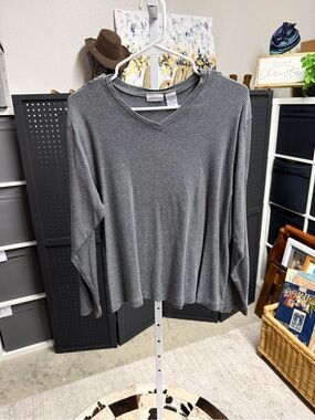 Norsport Vintage Everyday Striped Long-Sleeve V-Neck Top - Black/White